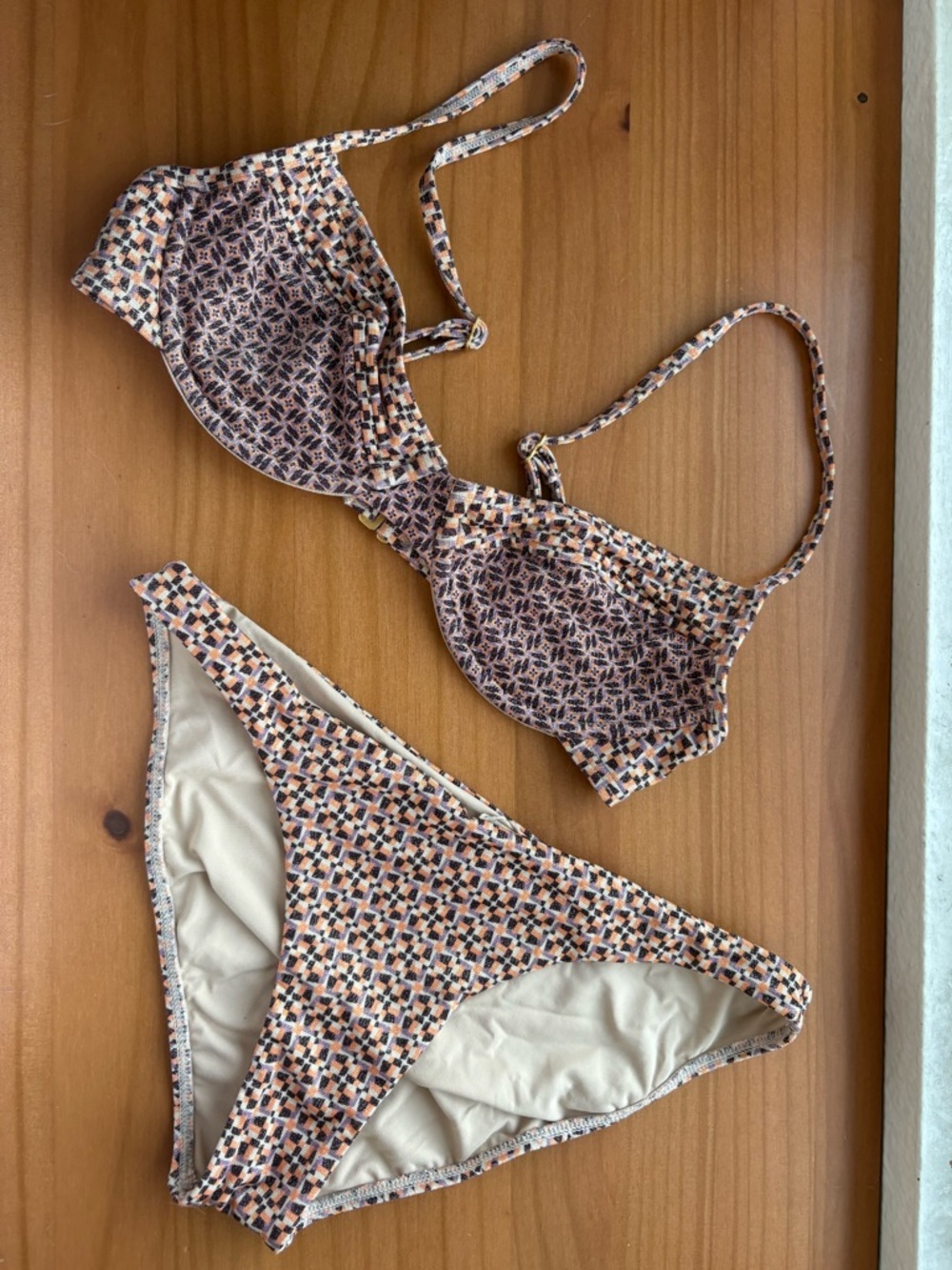 L*SPACE Bikini Set - Picture 2 of 4